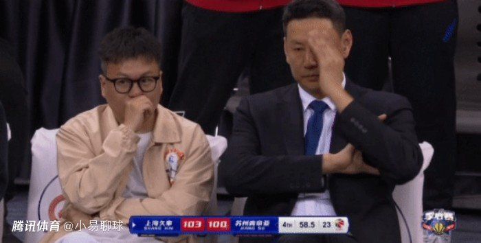两个美女互脱内衣吃奶